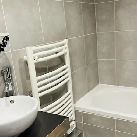 Appartement Rénové 4 Pièces, Proche Centre, Balcon, Wifi, 7-8 Pers - Fr-1-346-598 Bourg-Saint-Maurice